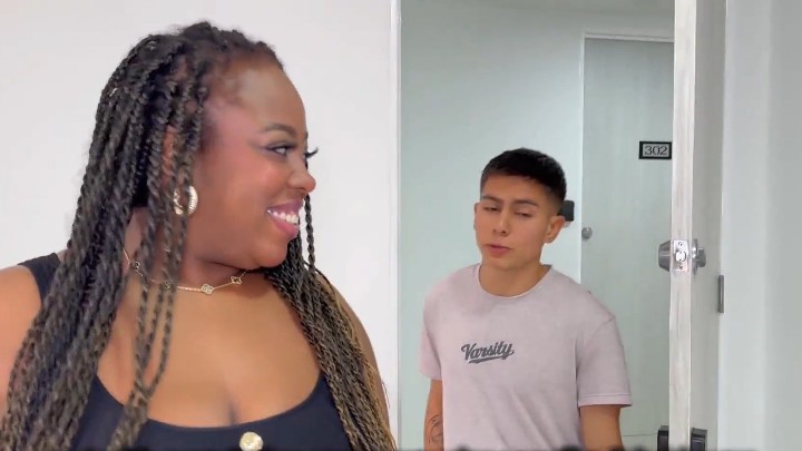 I Fuck The Neighbor While Her Husband Is Away Angelowenx Y Danisha